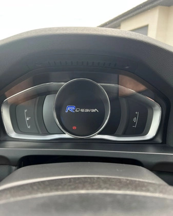 Volvo V60 cena 51900 przebieg: 213000, rok produkcji 2016 z Słupca małe 326